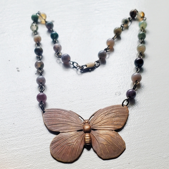 🎄 SALE!! Handmade Butterfly Necklace - Picture 4 of 7